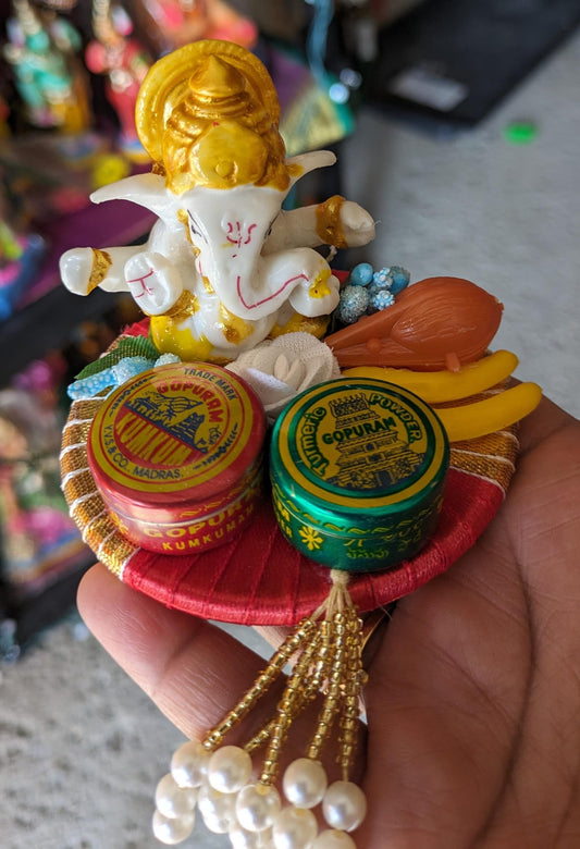 Ganesh Thambulam with hangings